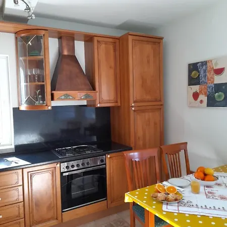 Jelena Apartmán Mandre